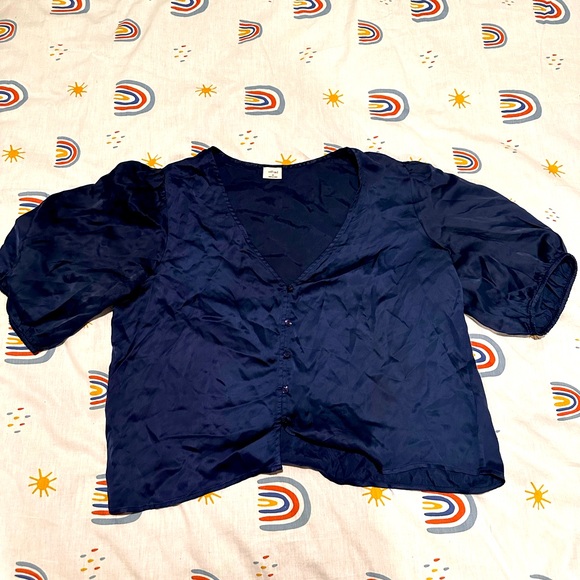 Wilfred Bria Classic Navy Button front Puff Sleeve blouse - Picture 1 of 2